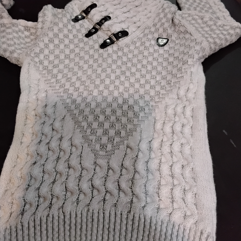 Leif Nelson men's grey cable-knit turtleneck sweater with buckle accents.  XXL